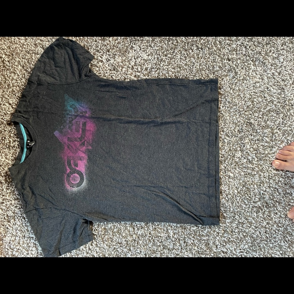 Oakley Grey T-Shirt Medium Graphic Logo Tee